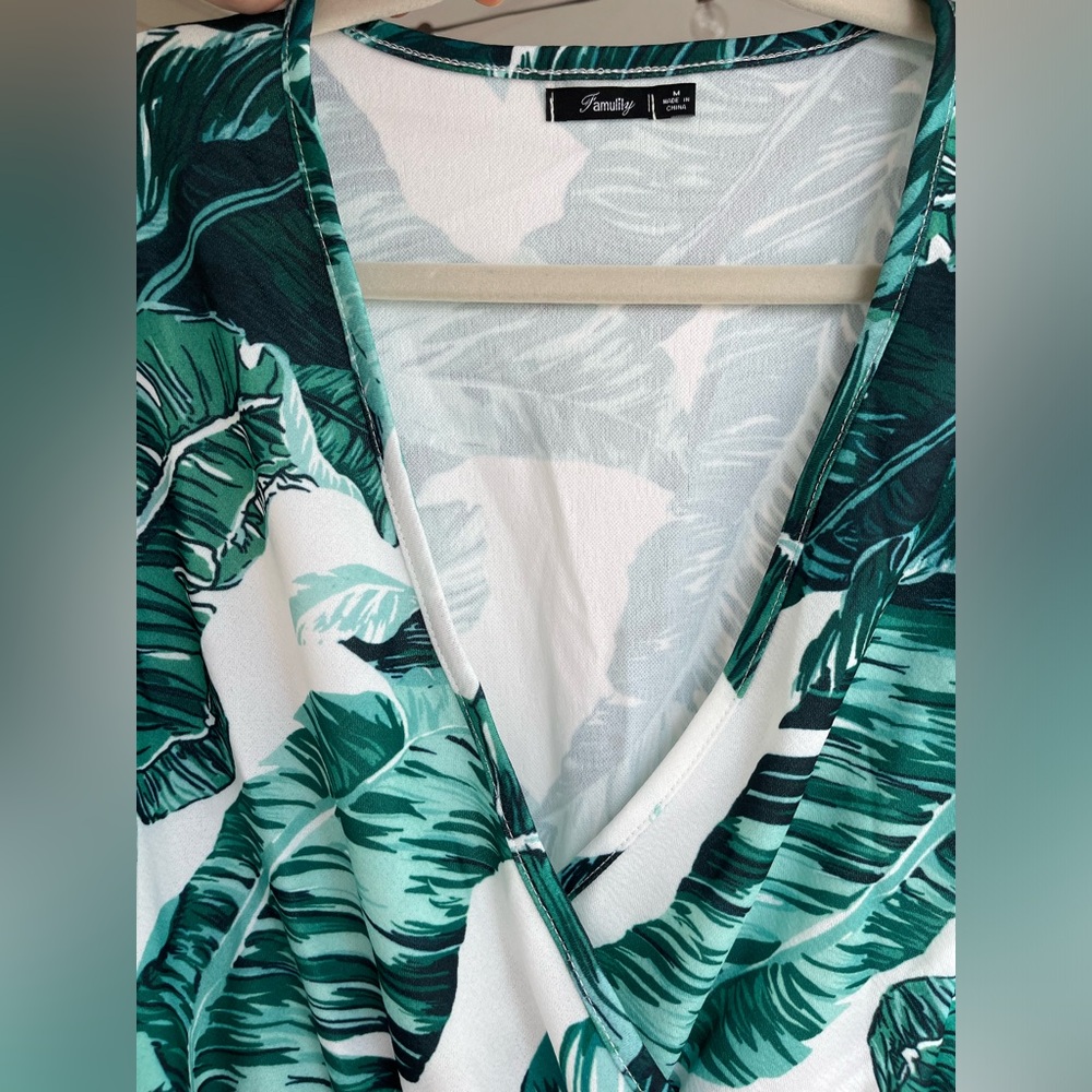 Tropical Pattern Romper - Picture 3 of 4